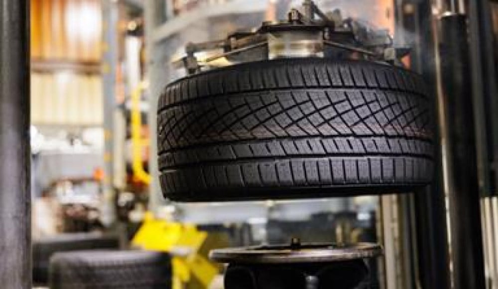 Continental expands tyre choice