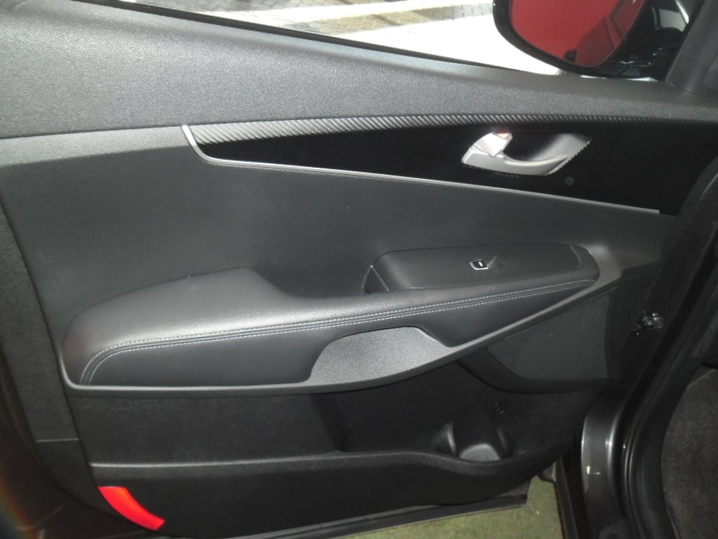 Photo 14 of 23