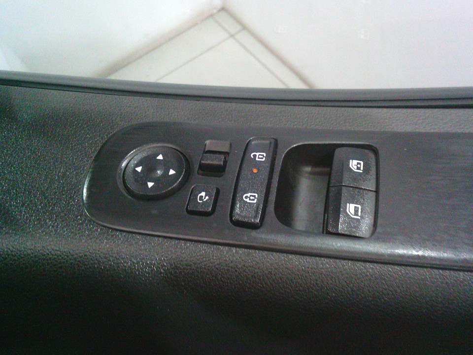Photo 10 of 27