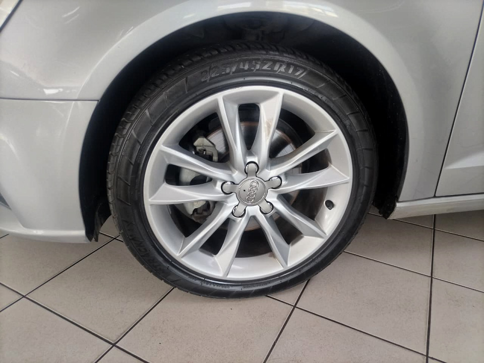 Photo 15 of 20