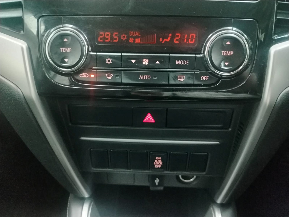 Photo 18 of 29