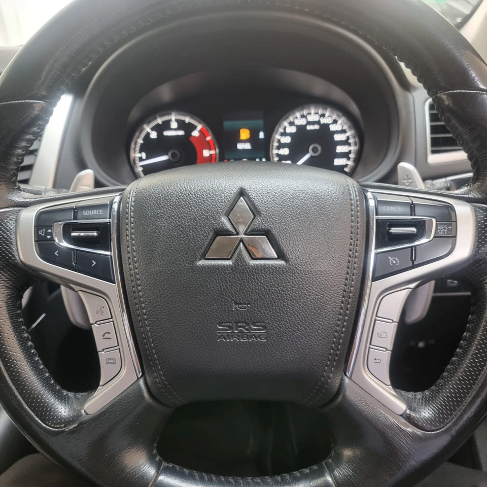Photo 8 of 28