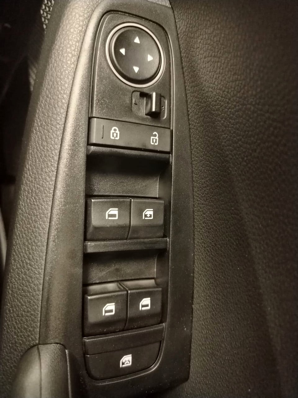 Photo 14 of 20