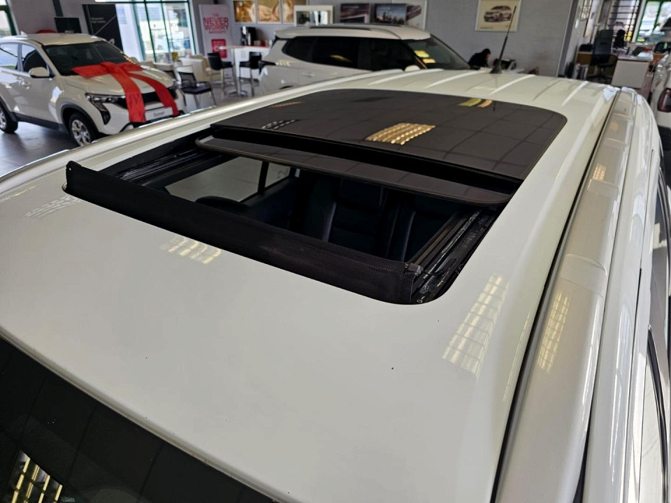 Photo 16 of 25