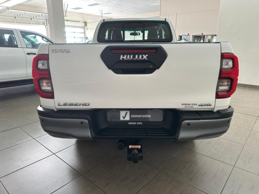 Photo 13 of 28