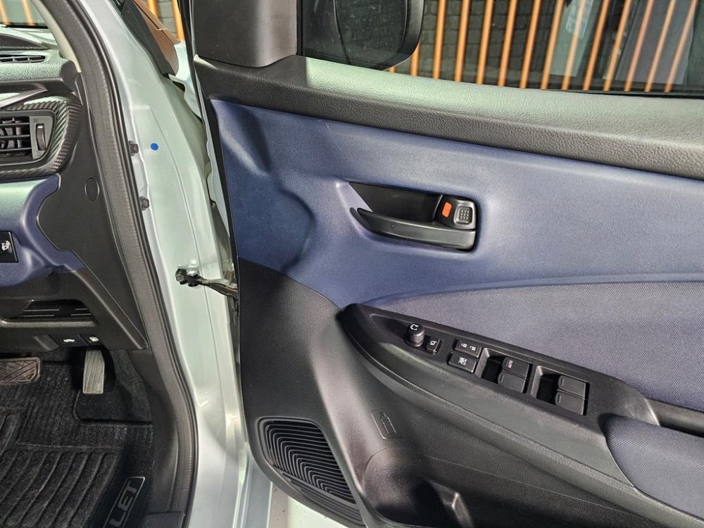 Photo 8 of 29