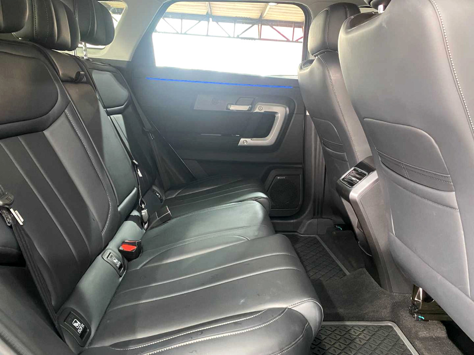 Photo 10 of 20