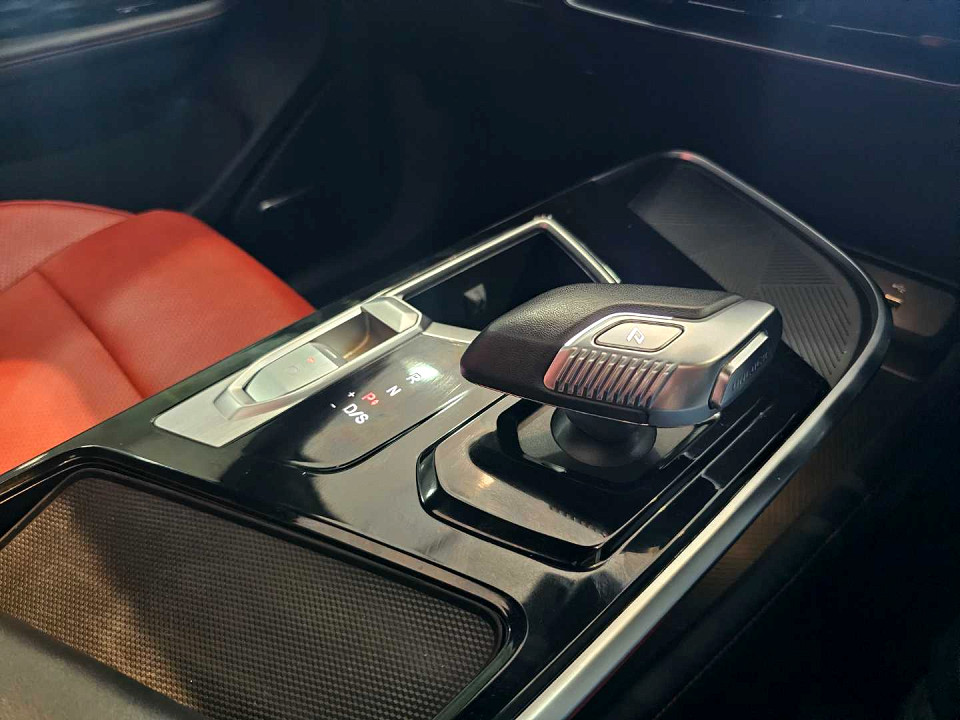 Photo 13 of 19