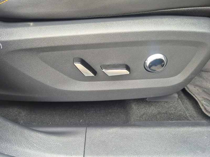 Photo 13 of 29