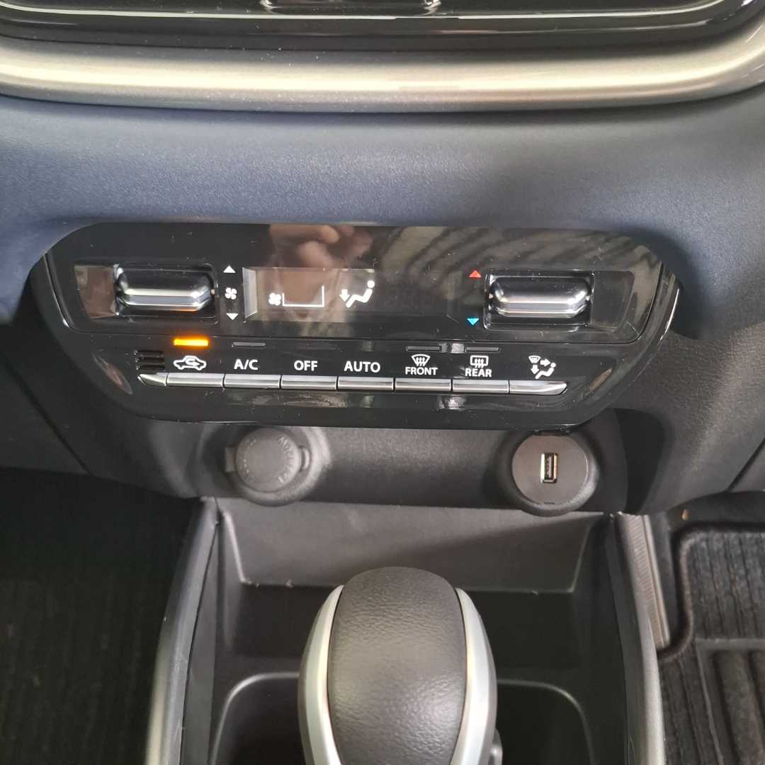 Photo 20 of 28
