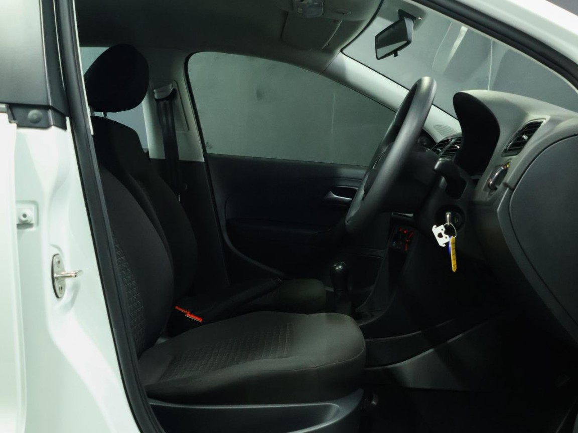 Photo 9 of 18