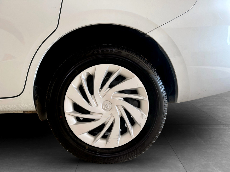 Photo 14 of 18