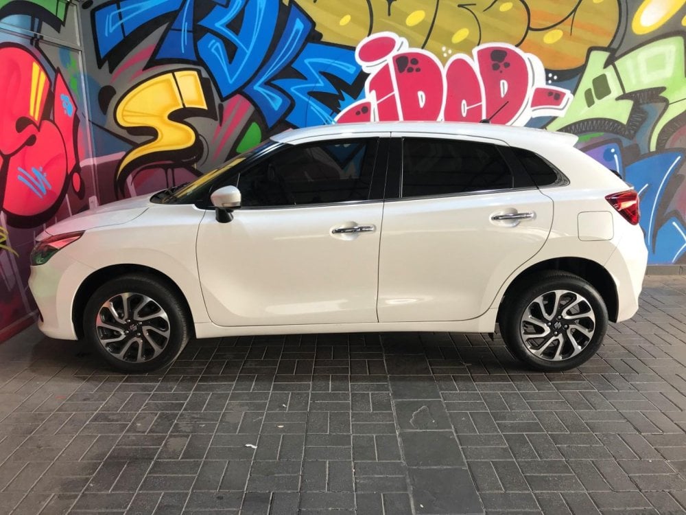 Photo 4 of 20