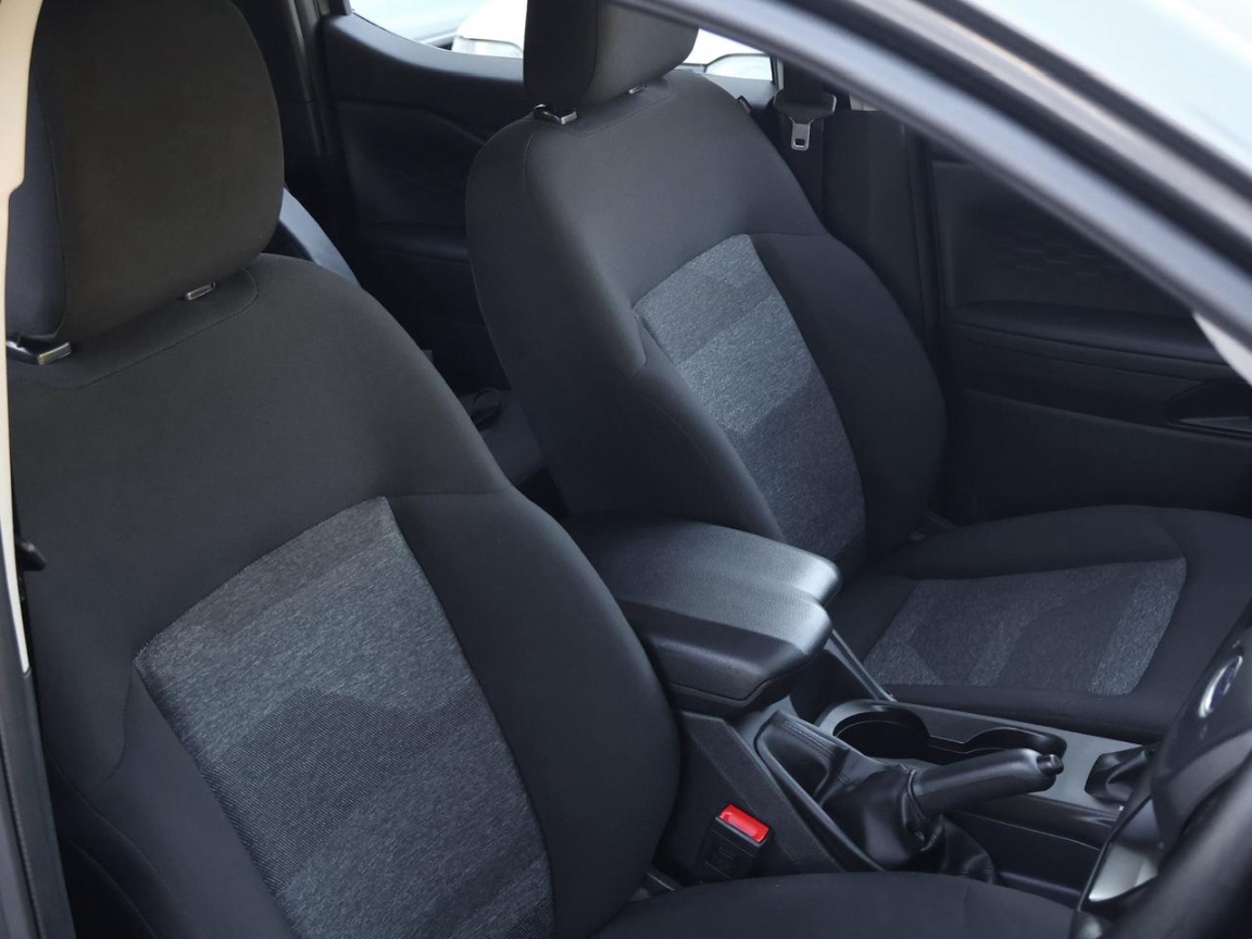 Photo 18 of 24