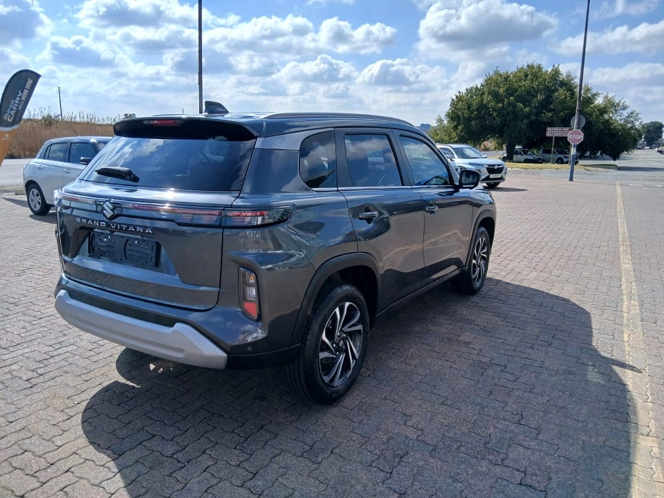 Photo 2 of 25