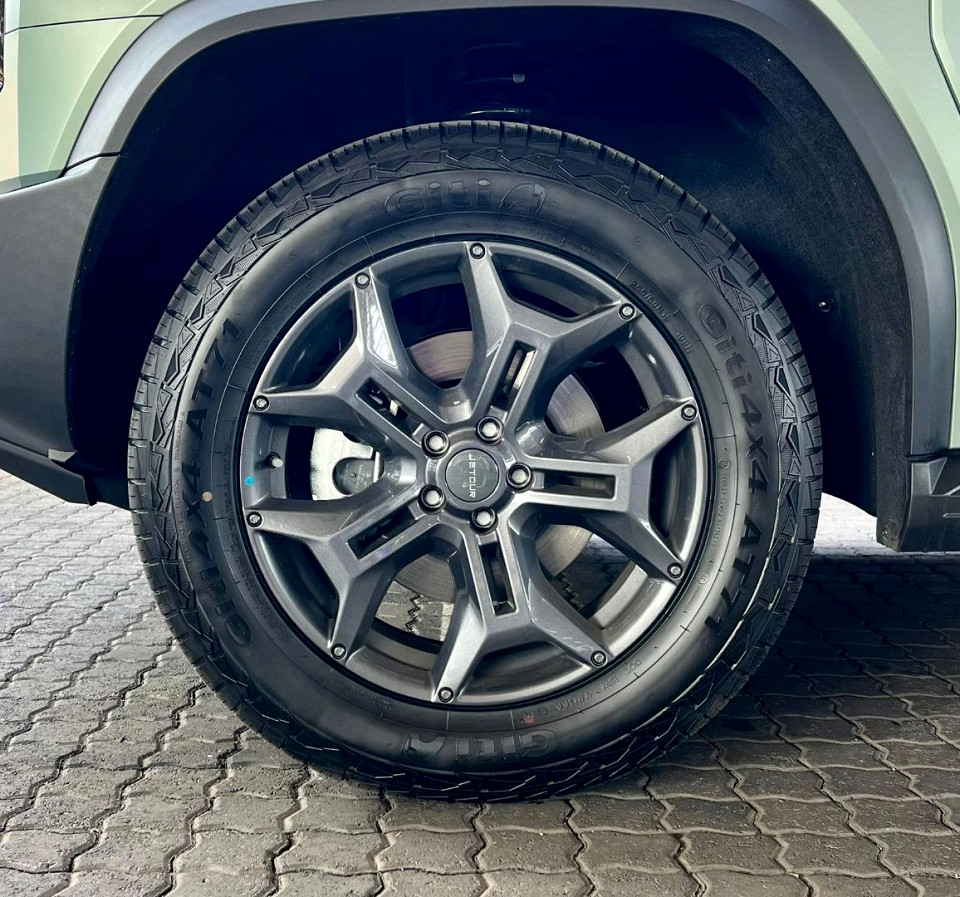 Photo 11 of 20