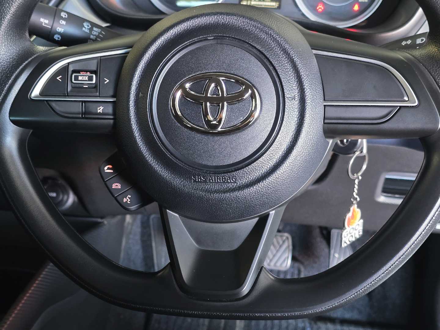Photo 18 of 23