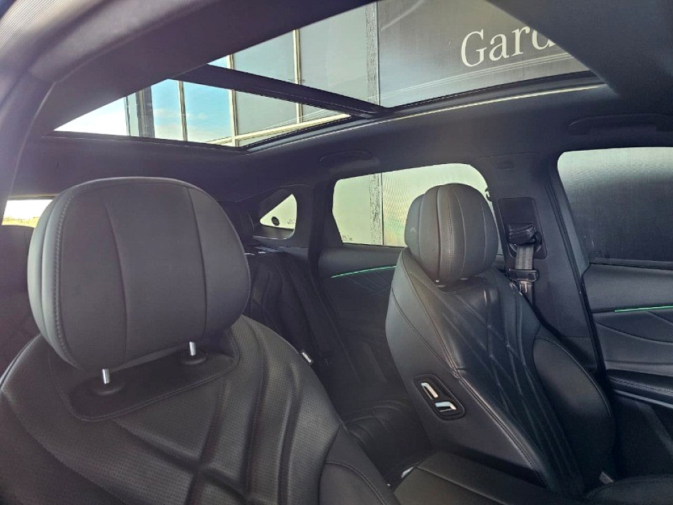 Photo 10 of 24