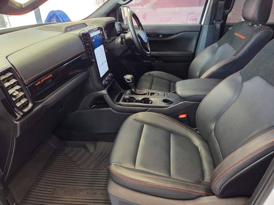 Photo 13 of 23