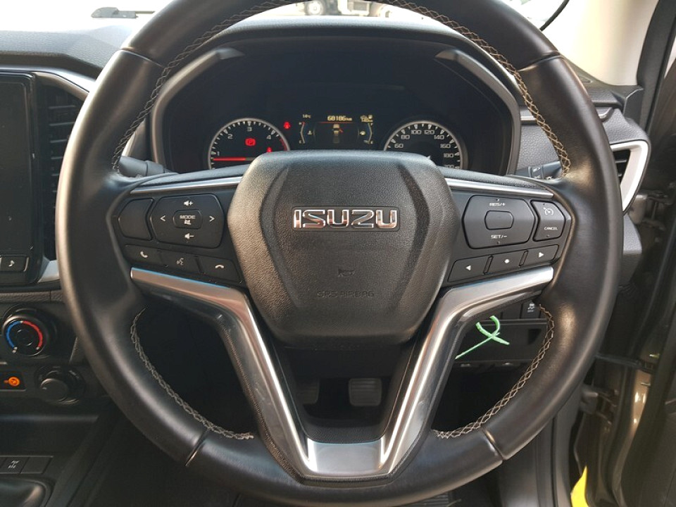Photo 20 of 24