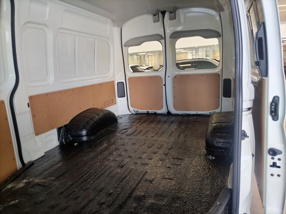Photo 14 of 21