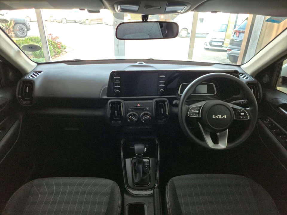 Photo 11 of 20