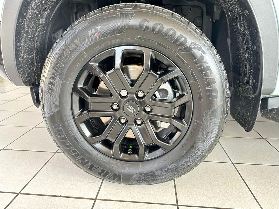 Photo 10 of 24