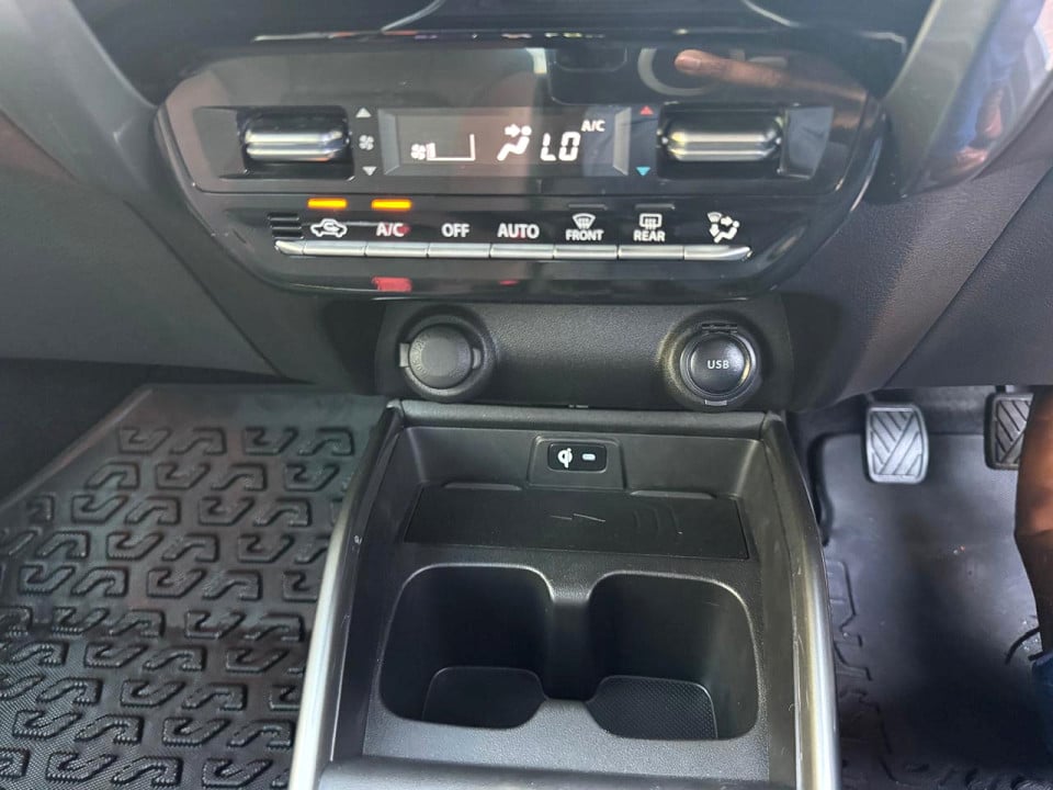 Photo 14 of 21