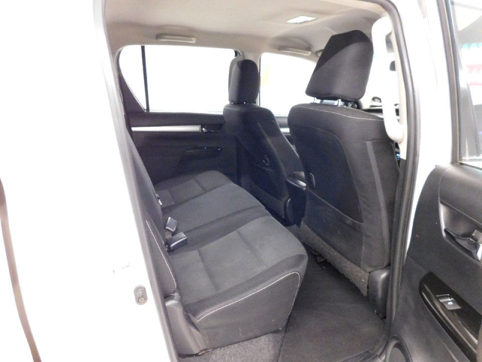 Photo 4 of 16