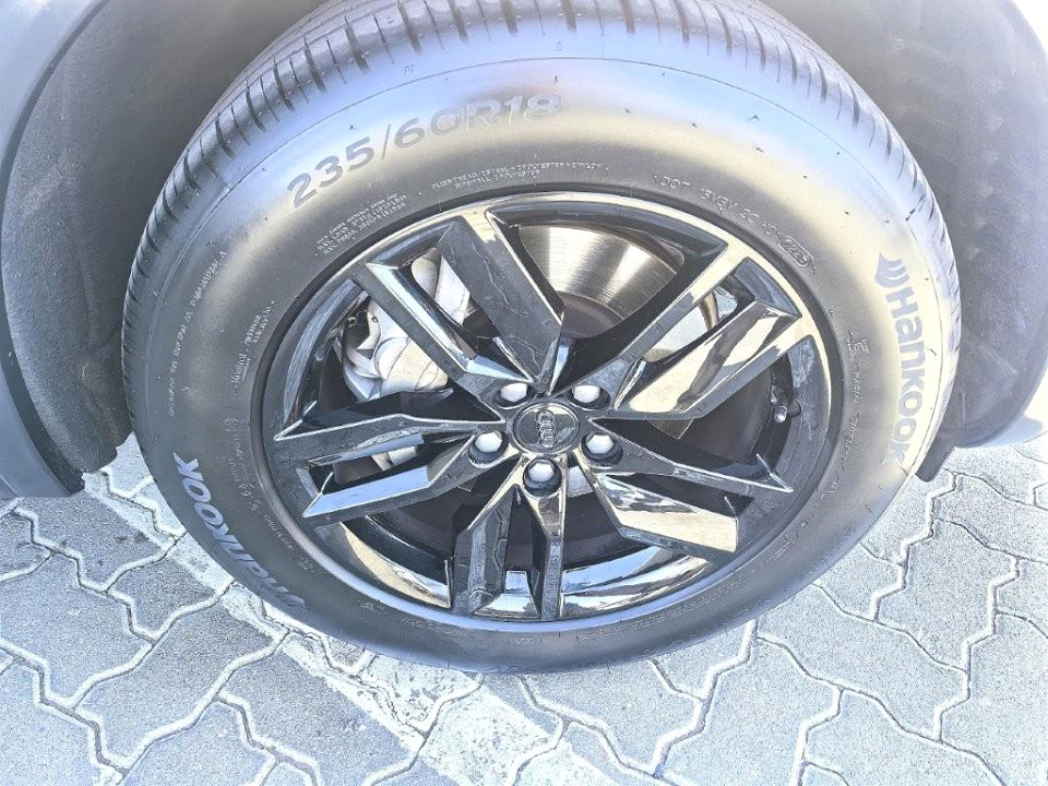 Photo 10 of 22
