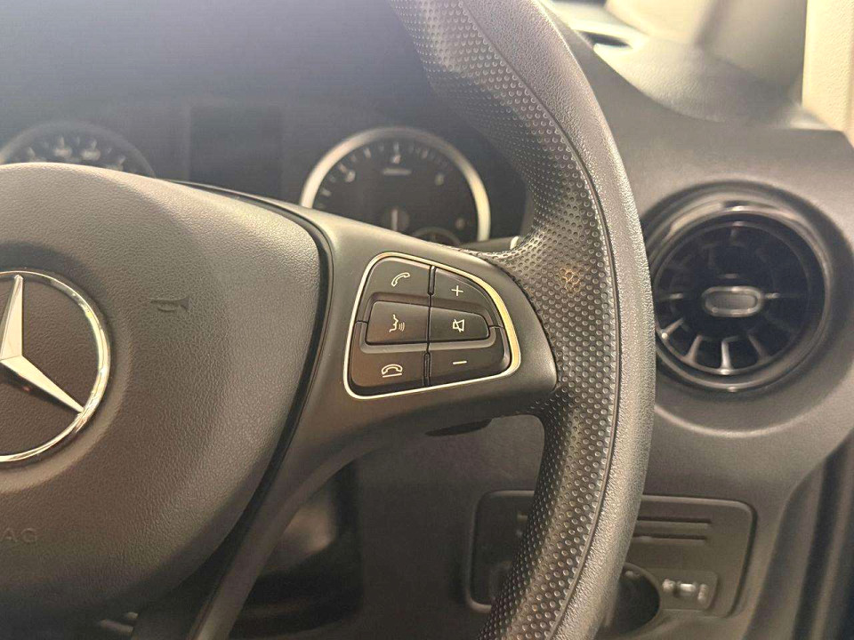 Photo 17 of 20
