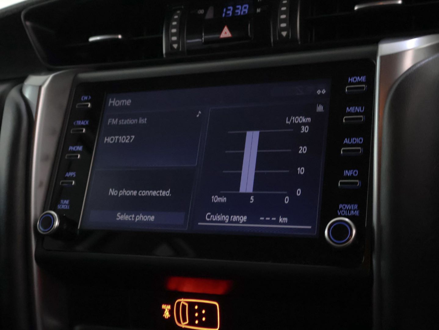 Photo 24 of 28