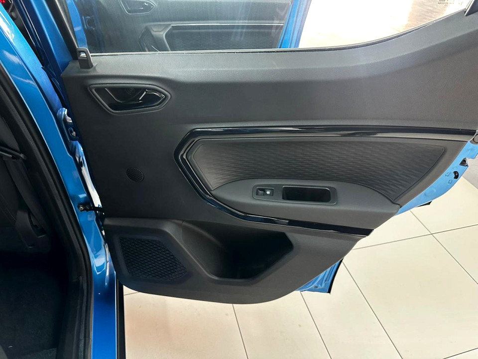 Photo 18 of 20