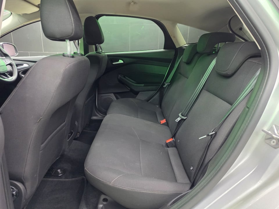 Photo 17 of 20