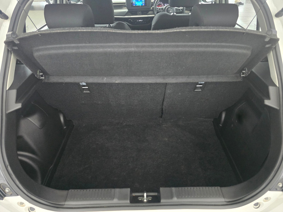 Photo 10 of 21