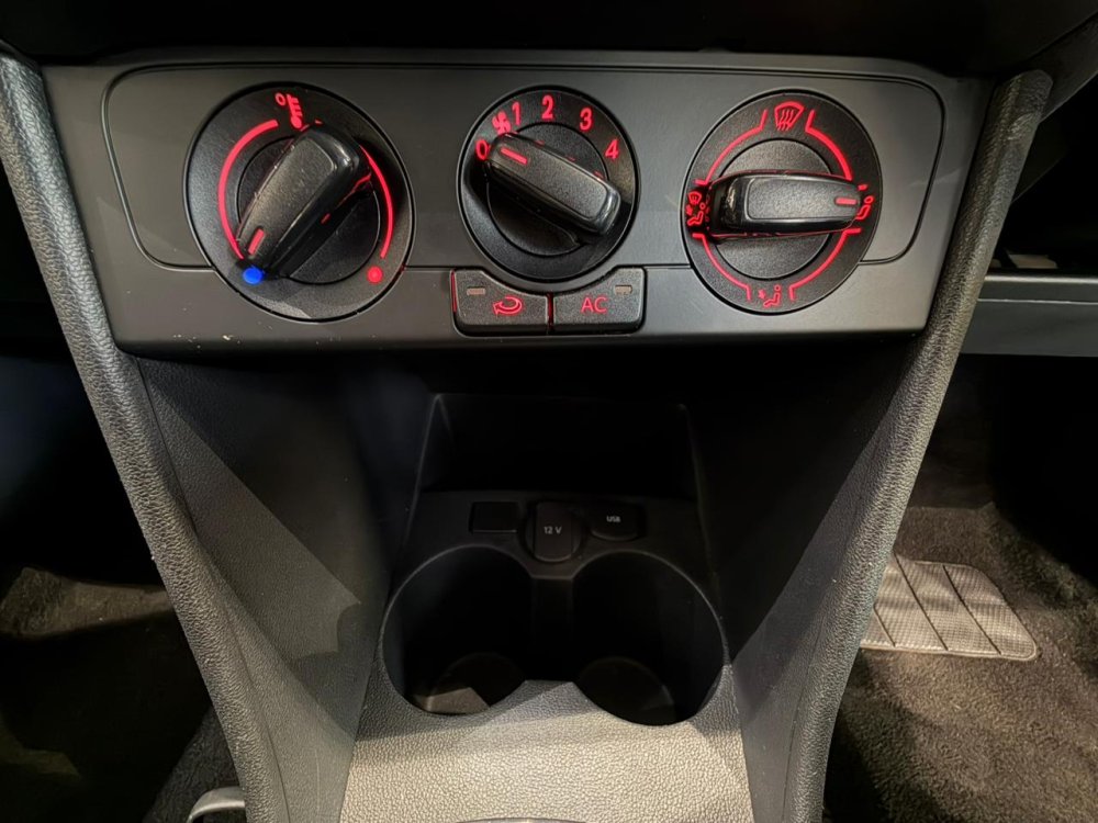 Photo 19 of 33
