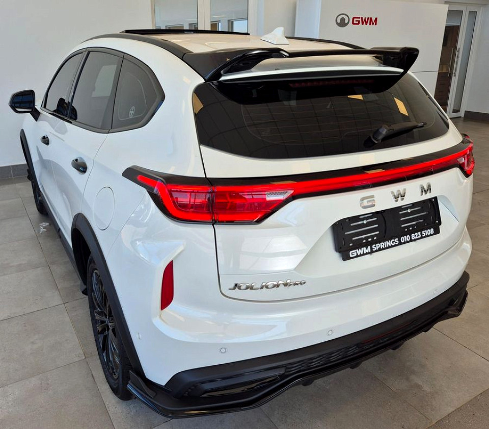 Photo 4 of 9