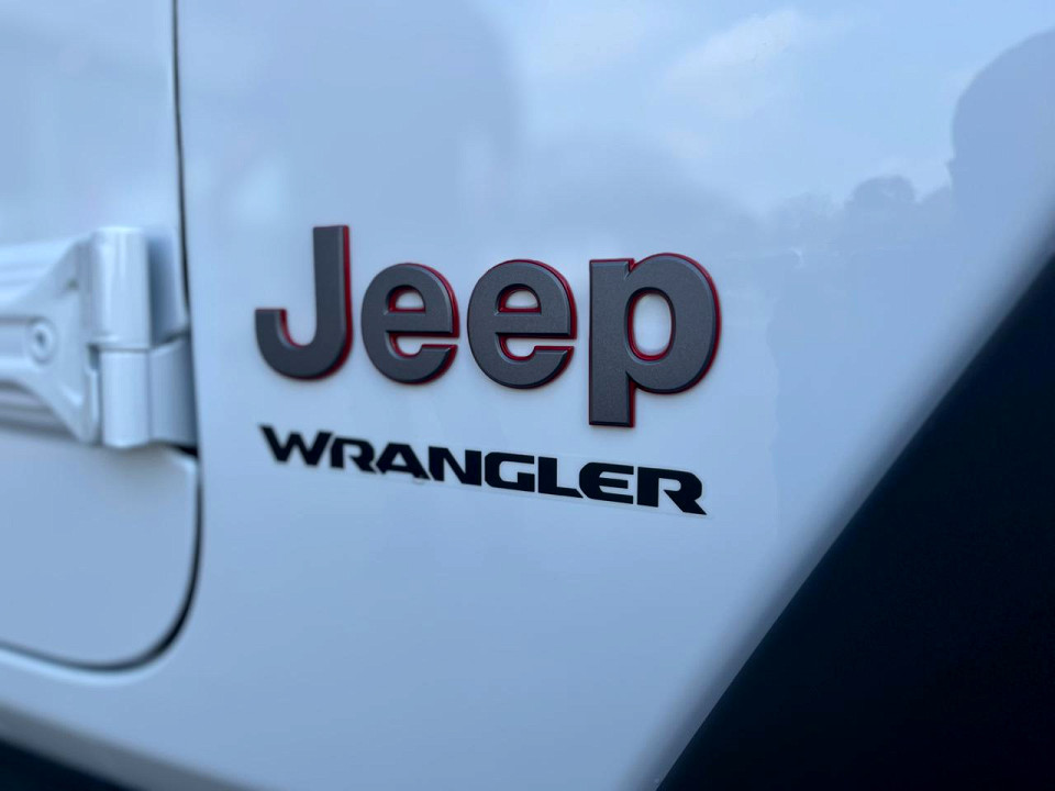 Photo 10 of 20