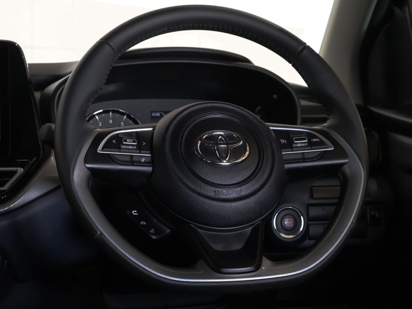 Photo 19 of 28