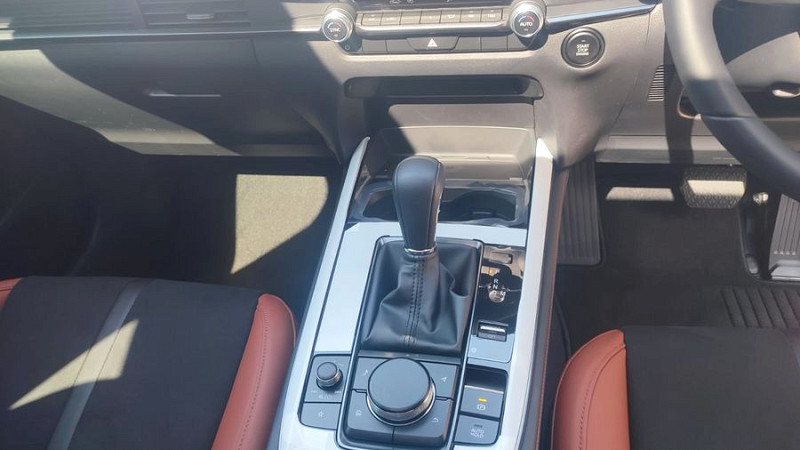 Photo 17 of 19
