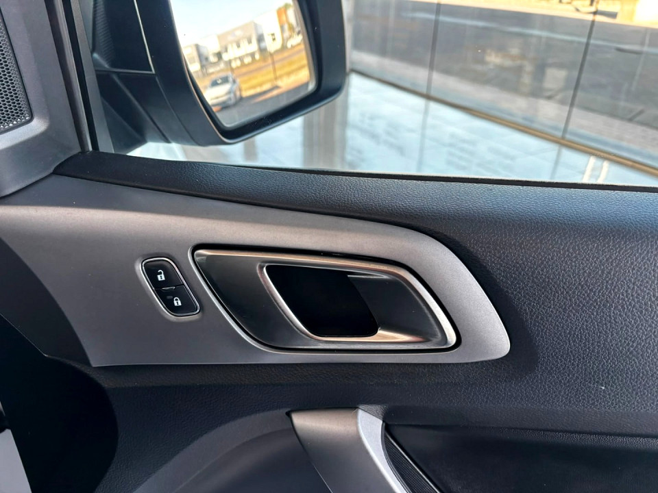 Photo 16 of 18