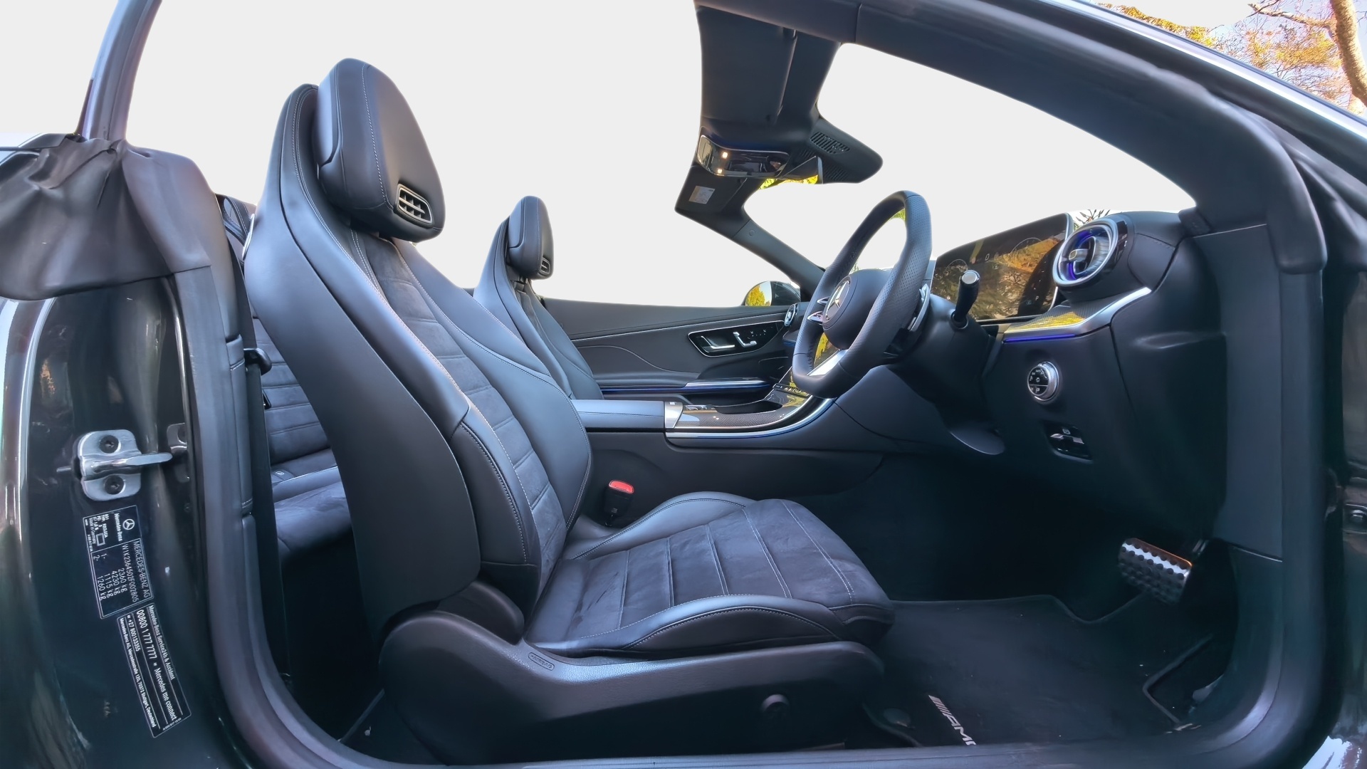 Photo 14 of 23