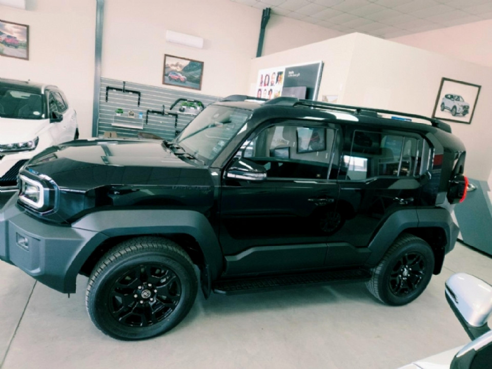 Photo 4 of 29