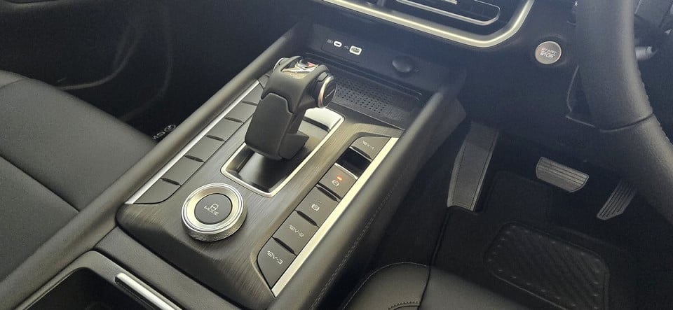 Photo 17 of 24