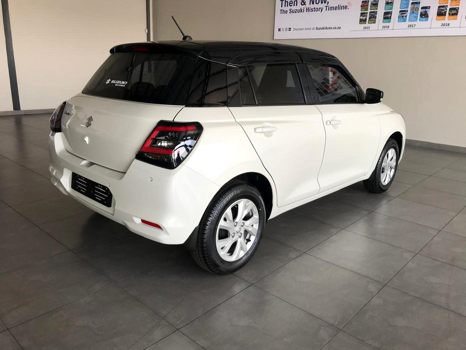 Photo 2 of 24