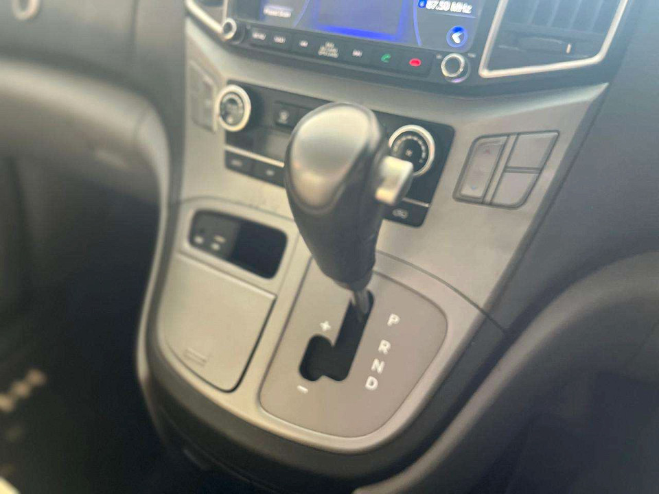 Photo 18 of 20
