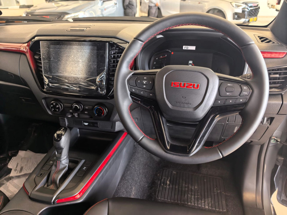 Photo 13 of 15