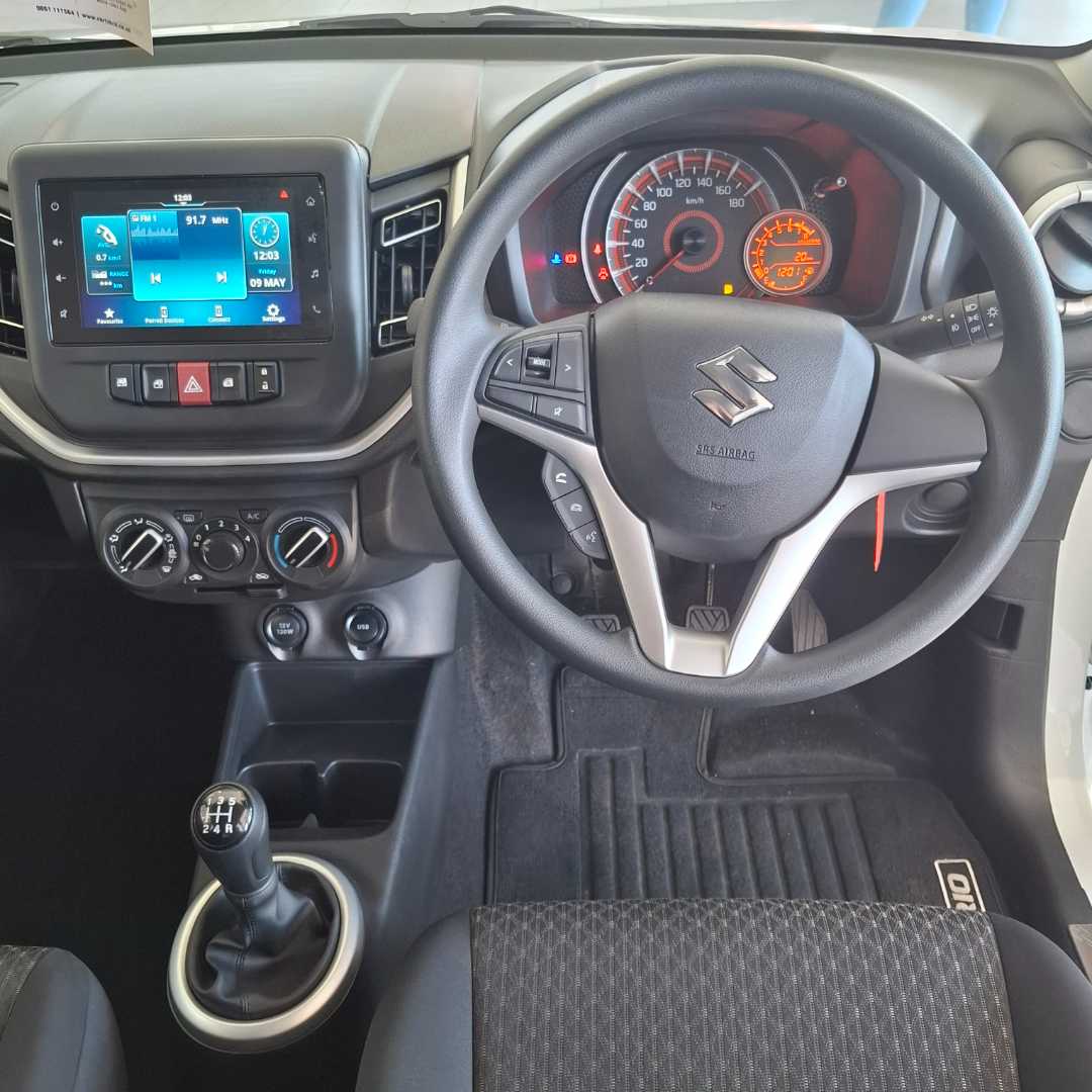 Photo 13 of 27