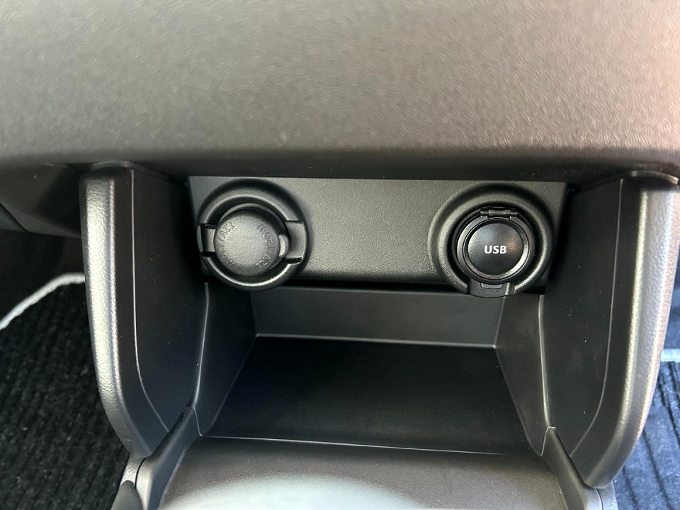 Photo 16 of 18