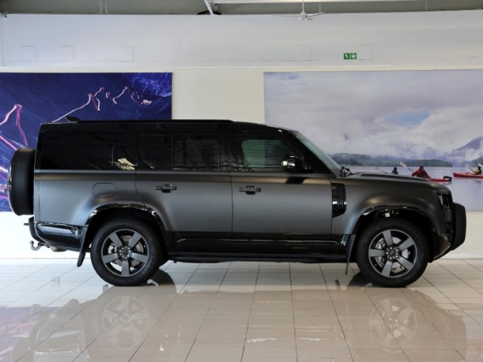 Photo 7 of 35